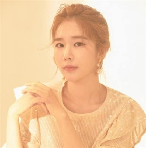 劉仁娜將出演JTBC新劇《雪滴花》